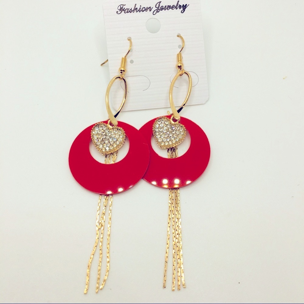 EARRINGS CRYSTAL HEARTS ON RED DISKS AND C…
